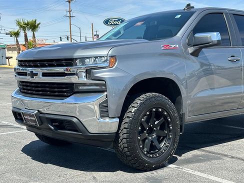Used 2020 Chevrolet Silverado 1500 LT w/ All-Star Edition AWD/4WD image 11