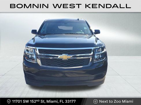 Used 2019 Chevrolet Suburban LS image 2