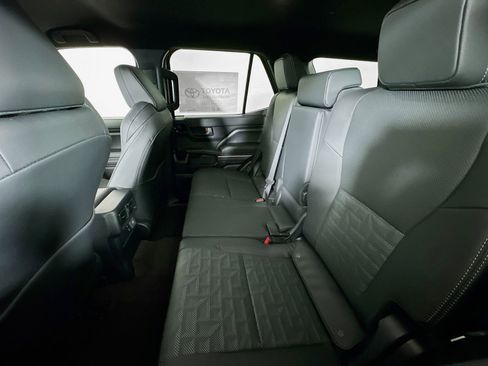 Certified 2025 Toyota 4Runner TRD Off-Road Premium w/ Tow Technology Package image 13