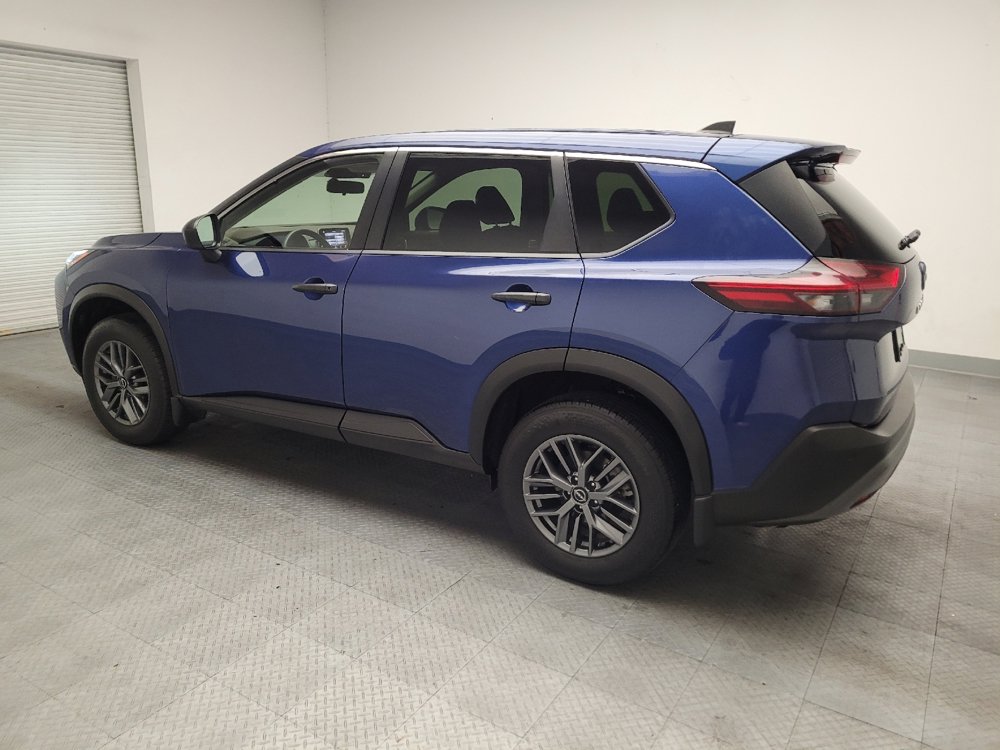 Used 2023 Nissan Rogue S FWD image 3