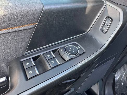 Used 2022 Ford F150 4x4 SuperCrew image 18
