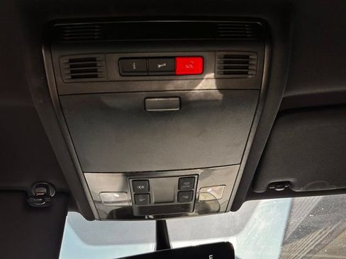 Used 2017 Volkswagen GTI Sport FWD image 25