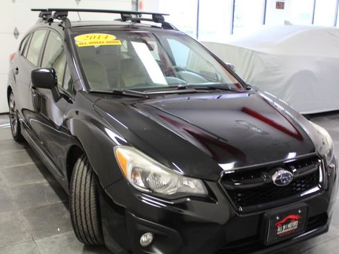 Used 2014 Subaru Impreza 2.0i Sport Premium image 3