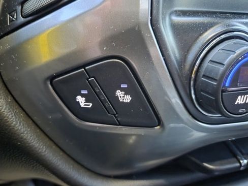 Used 2018 Chevrolet Silverado 1500 LT w/ All Star Edition image 13