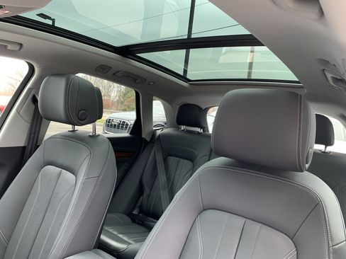 Certified 2022 Audi Q5 2.0T Premium Plus w/ Premium Plus Package image 11