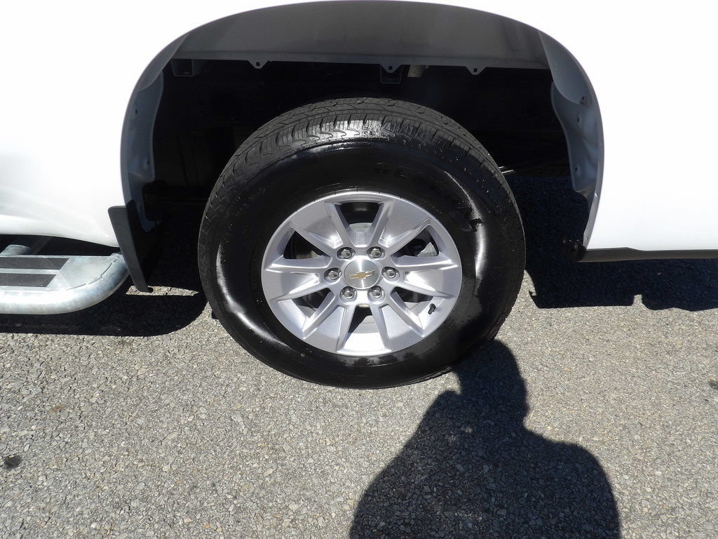 Used 2025 Chevrolet Silverado 1500 W/T RWD image 43
