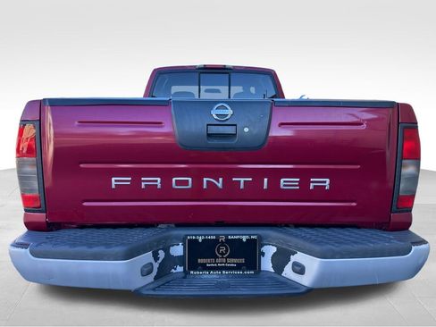Used 2002 Nissan Frontier XE image 4