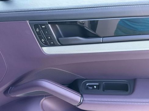 New 2026 Porsche Cayenne Coupe AWD/4WD image 19