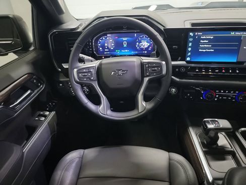 Used 2026 Chevrolet Silverado 1500 LT Trail Boss w/ LT Trail Boss Premium Package image 16