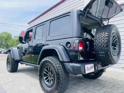 Used 2024 Jeep Wrangler Unlimited Sport AWD/4WD image 8