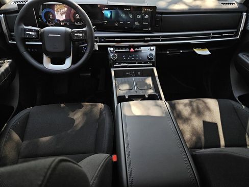 New 2026 Hyundai Santa Fe SE image 18