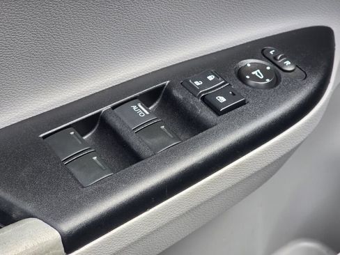 Used 2016 Honda Accord LX image 17
