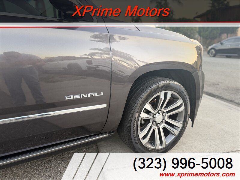 Used 2017 GMC Yukon XL Denali w/ Open Road Package AWD/4WD image 10