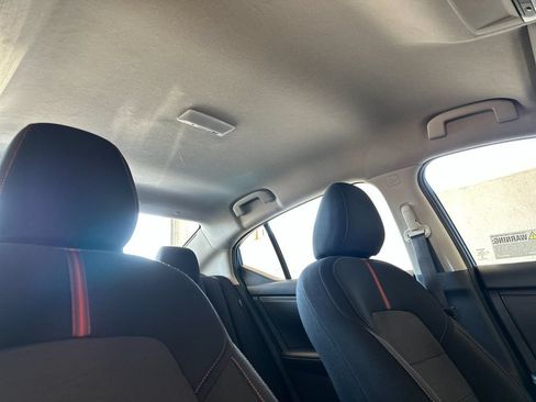 Used 2025 Nissan Sentra SR FWD image 15