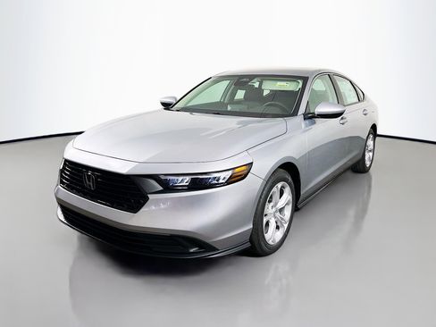 New 2025 Honda Accord LX image 3