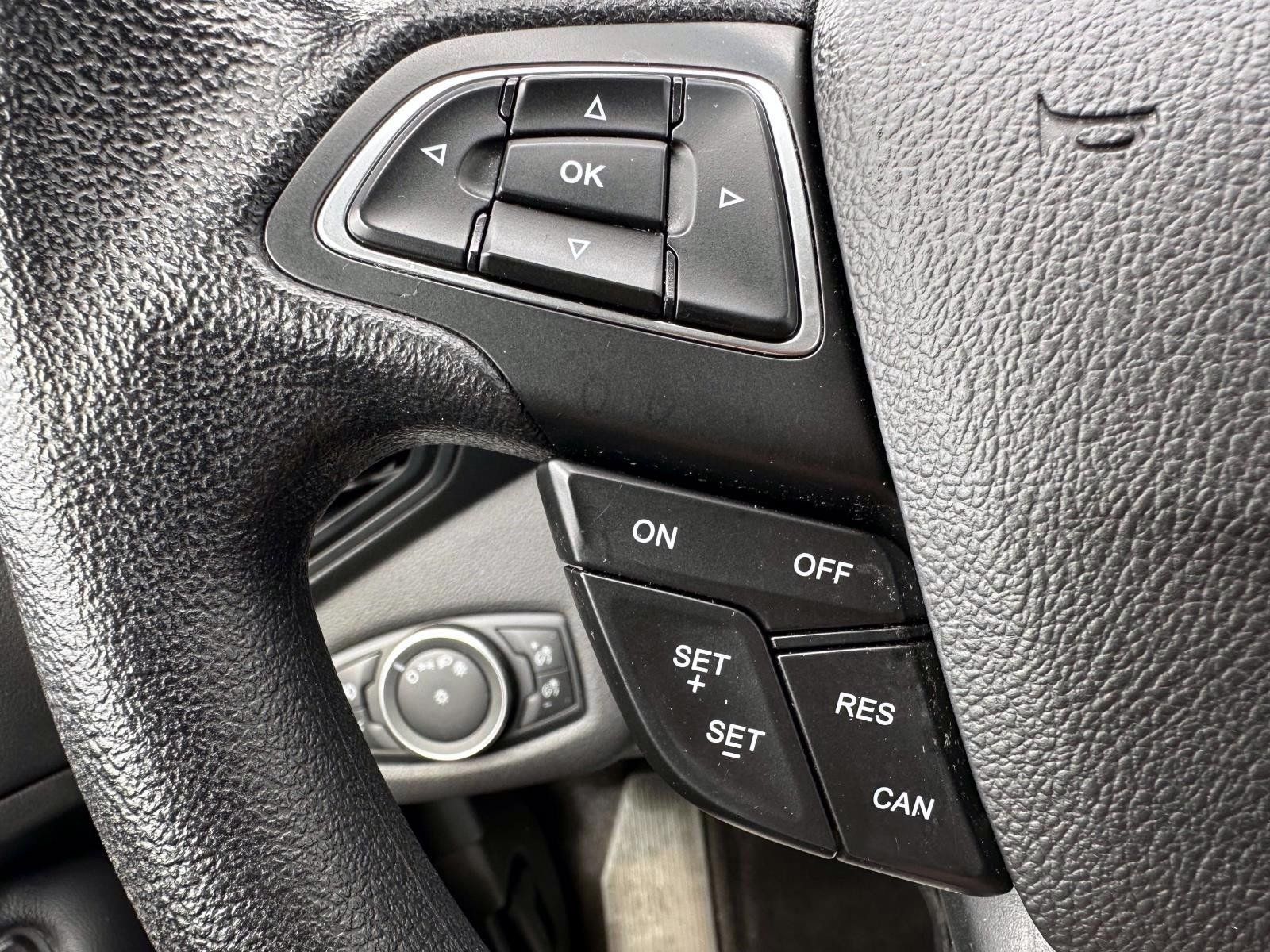 Used 2018 Ford Escape SE w/ SE Sync 3 Package AWD/4WD image 17