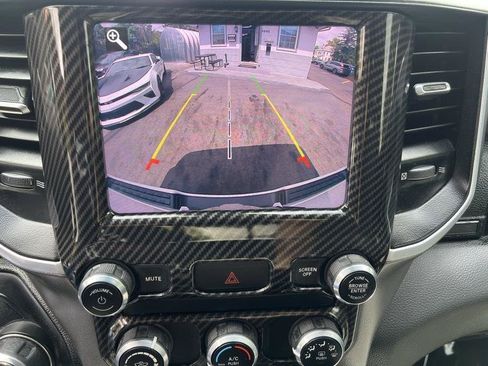 Used 2021 RAM 1500 Big Horn RWD image 15