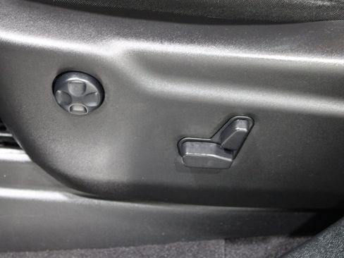 Used 2023 Dodge Durango GT RWD image 5
