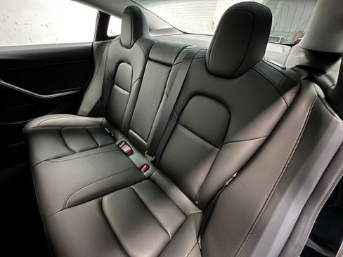 Used 2020 Tesla Model 3 Long Range image 14