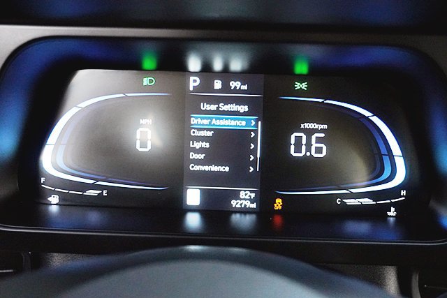 Certified 2025 Hyundai Elantra Sport FWD image 42