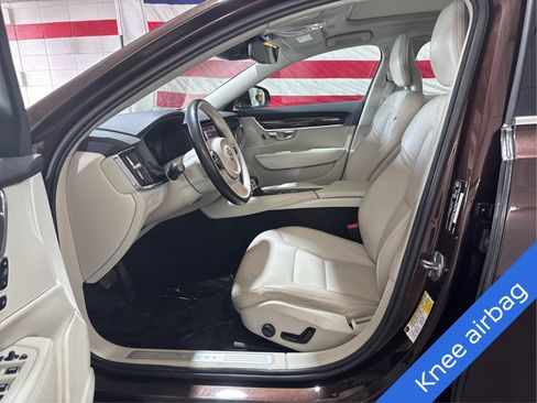 Used 2018 Volvo S90 T6 Momentum w/ Convenience Package AWD/4WD image 9