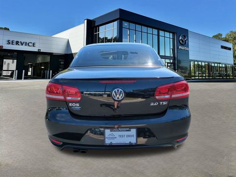 Used 2014 Volkswagen Eos FWD image 5