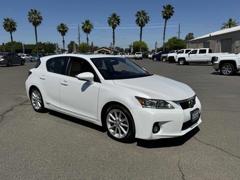 Used 2013 Lexus CT 200h w/ Premium Pkg w/Navigation image 11