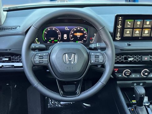 New 2025 Honda Accord EX-L image 18