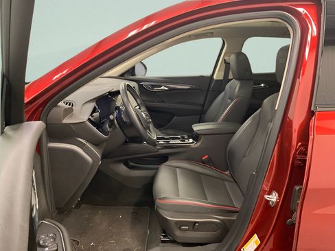 Used 2023 Buick Envision Essence w/ Sport Touring Package AWD/4WD image 8