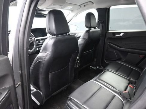 Used 2024 Ford Escape Platinum AWD/4WD image 14