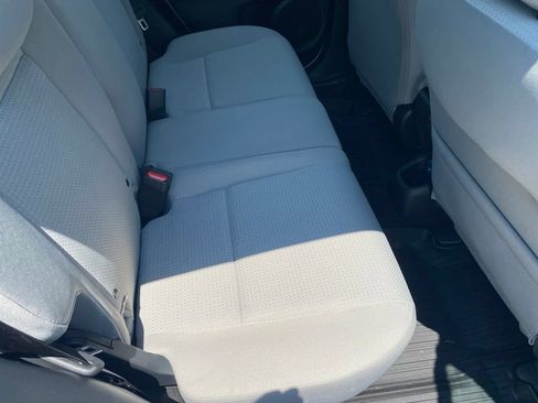 Used 2022 Honda HR-V LX image 10