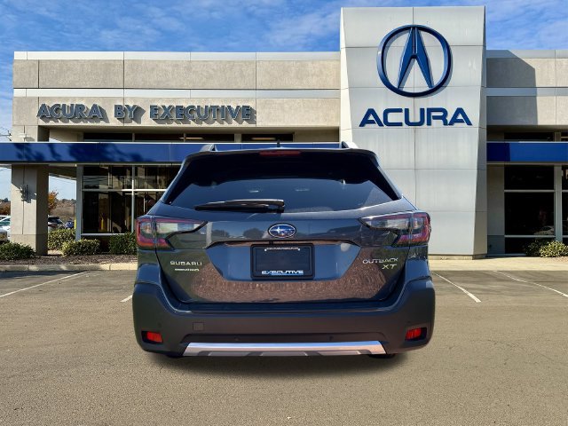 Used 2024 Subaru Outback Limited XT AWD/4WD image 3