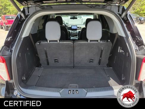 Certified 2021 Ford Explorer XLT w/ Equipment Group 202A RWD image 13