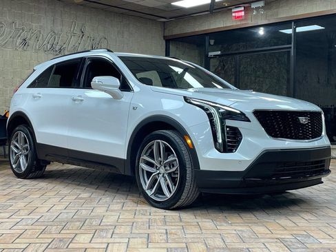 Used 2023 Cadillac XT4 Sport AWD/4WD image 9