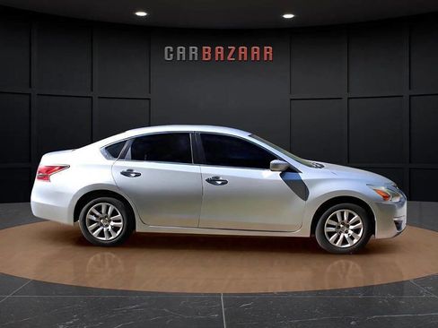 Used 2015 Nissan Altima 2.5 S image 4