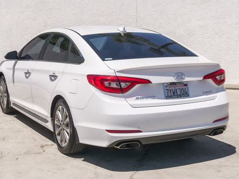 Used 2017 Hyundai Sonata Limited w/ Tech Package 03 FWD image 7