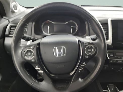 Used 2018 Honda Pilot Touring image 27