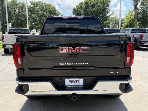 Used 2024 GMC Sierra 1500 SLT AWD/4WD image 6