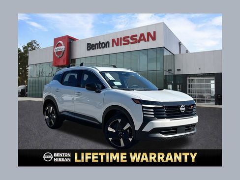 New 2026 Nissan Kicks SR image 1