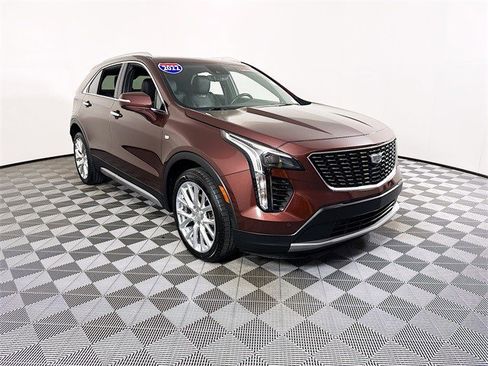 Certified 2022 Cadillac XT4 Premium Luxury w/ LPO, Radiant Package image 1