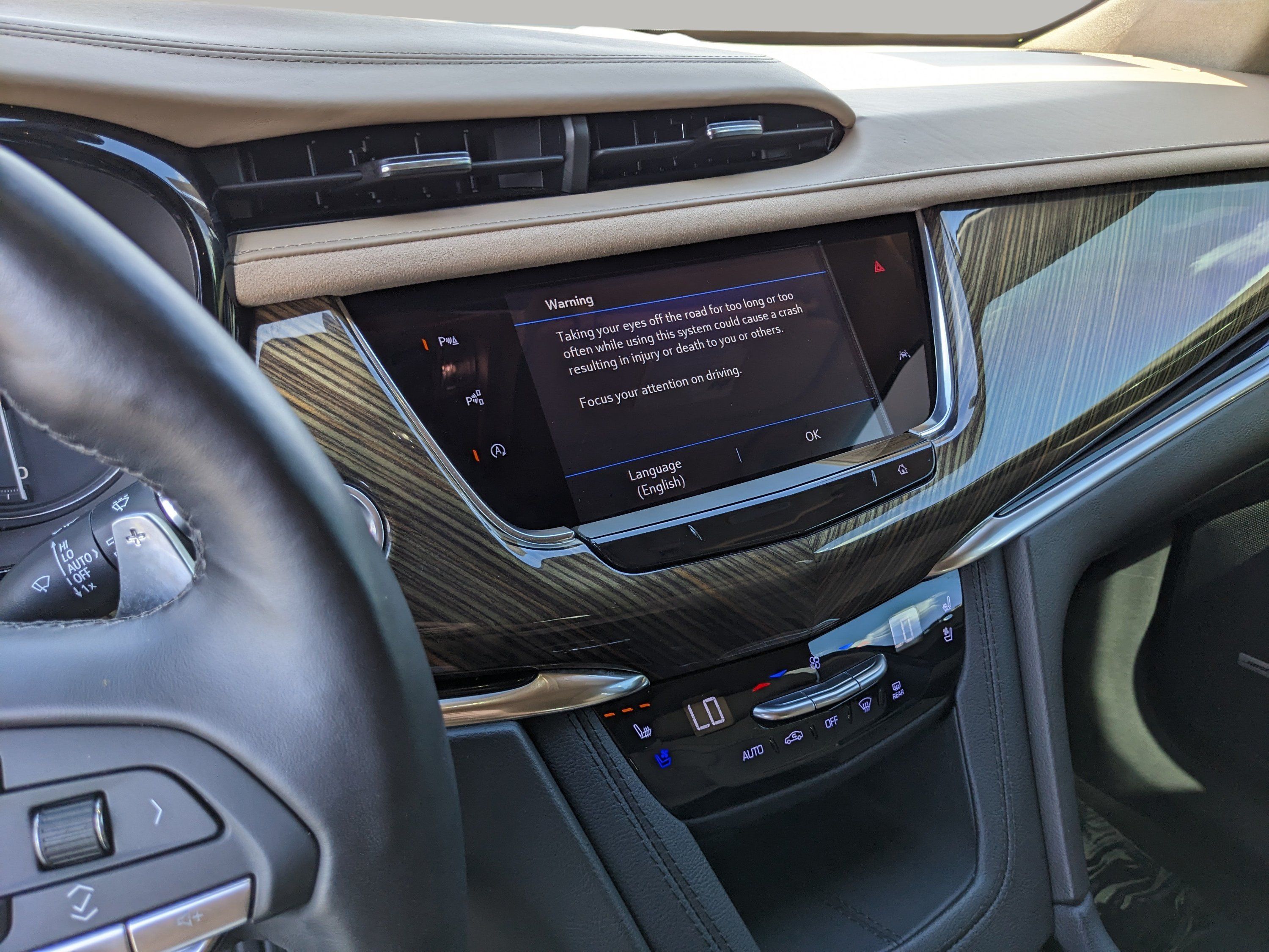 Used 2023 Cadillac XT6 Sport w/ Platinum Package AWD/4WD image 25
