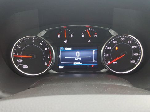 Used 2023 GMC Acadia SLE w/ Driver Convenience Package image 14