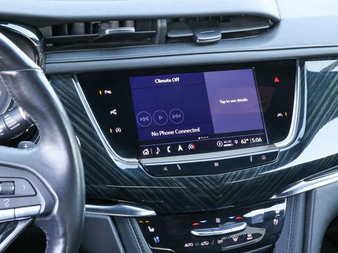 Used 2021 Cadillac XT6 Premium Luxury AWD/4WD image 31