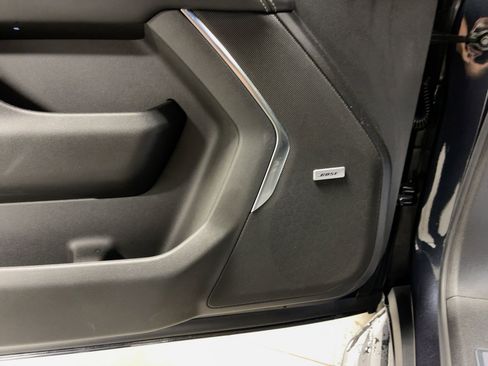 Used 2025 GMC Yukon Elevation image 21