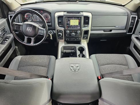 Used 2019 RAM 1500 Big Horn AWD/4WD image 14