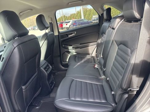 Used 2024 Ford Edge SEL w/ Convenience Package image 19