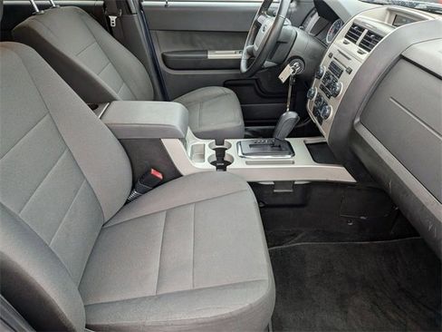 Used 2010 Ford Escape XLT image 27