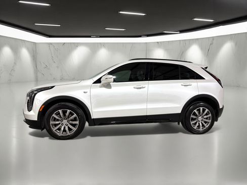 Used 2020 Cadillac XT4 Sport image 2