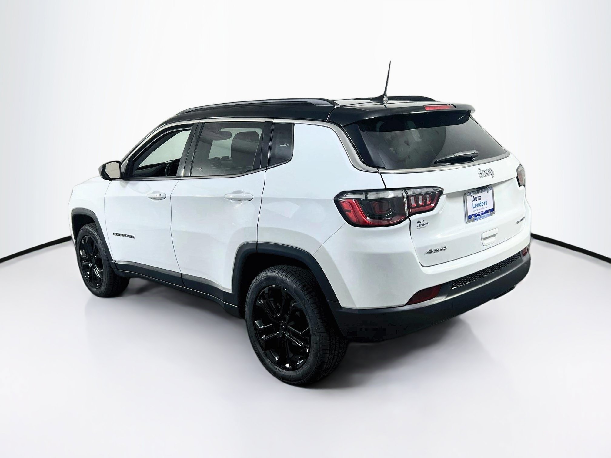 Used 2022 Jeep Compass Limited AWD/4WD image 7