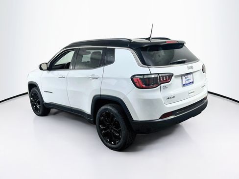 Used 2022 Jeep Compass Limited AWD/4WD image 7